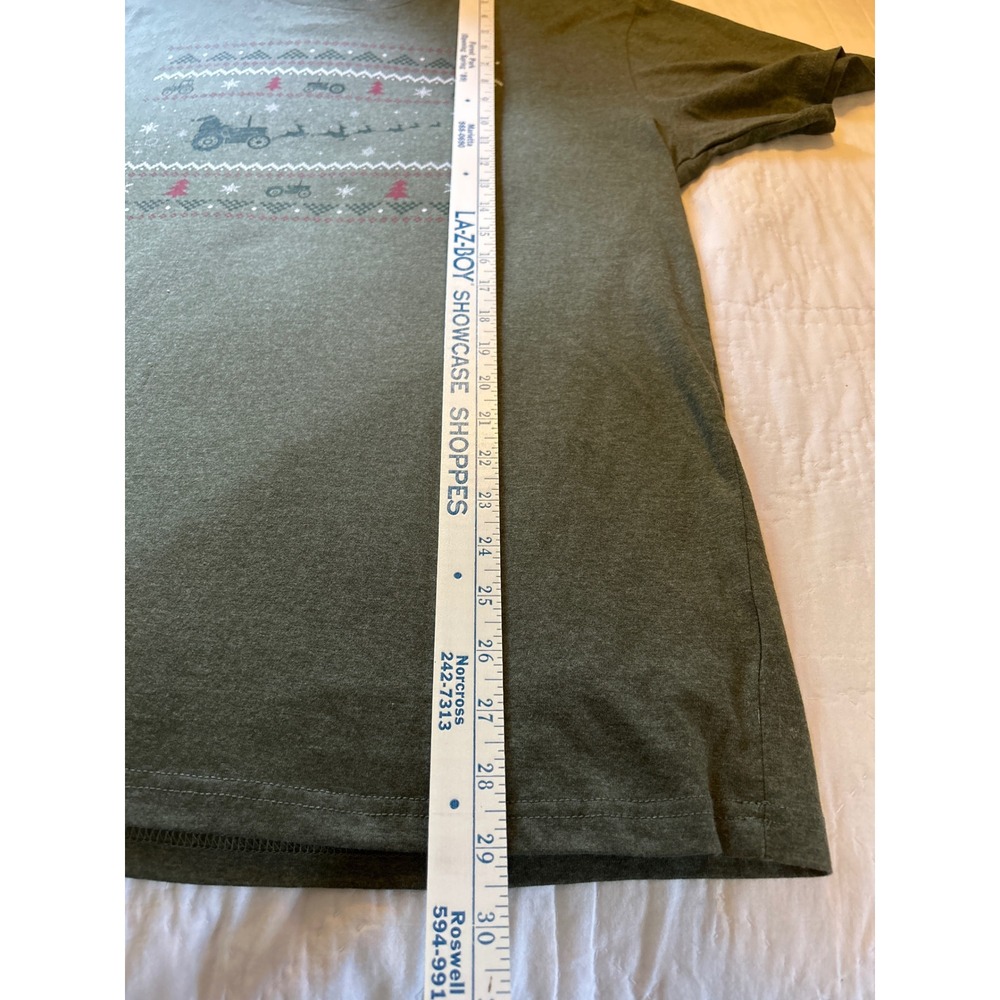 Pivotal Partners Mens XL Christmas Tractor Graphic T-Shirt Heather Olive Green - Picture 6 of 6